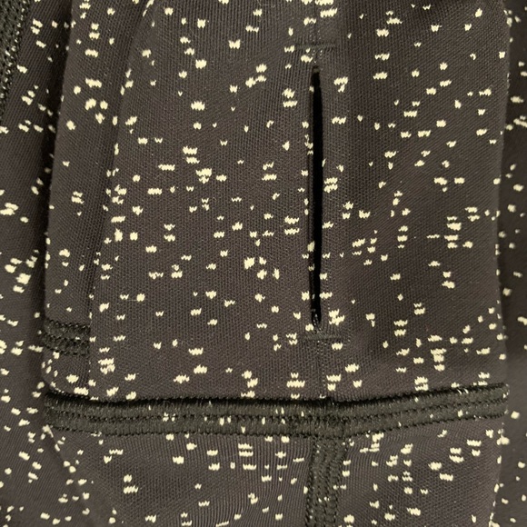 Lululemon Athletica Define Jacket (Size 4, Black with White Pattern) - Picture 4 of 5